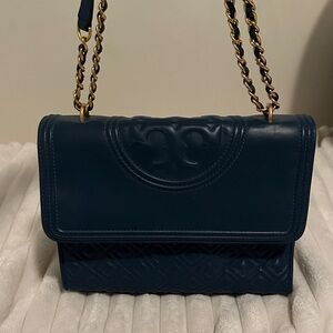 Tory Burch Flemming Elegant Navy Blue Chain Shoulder Bag